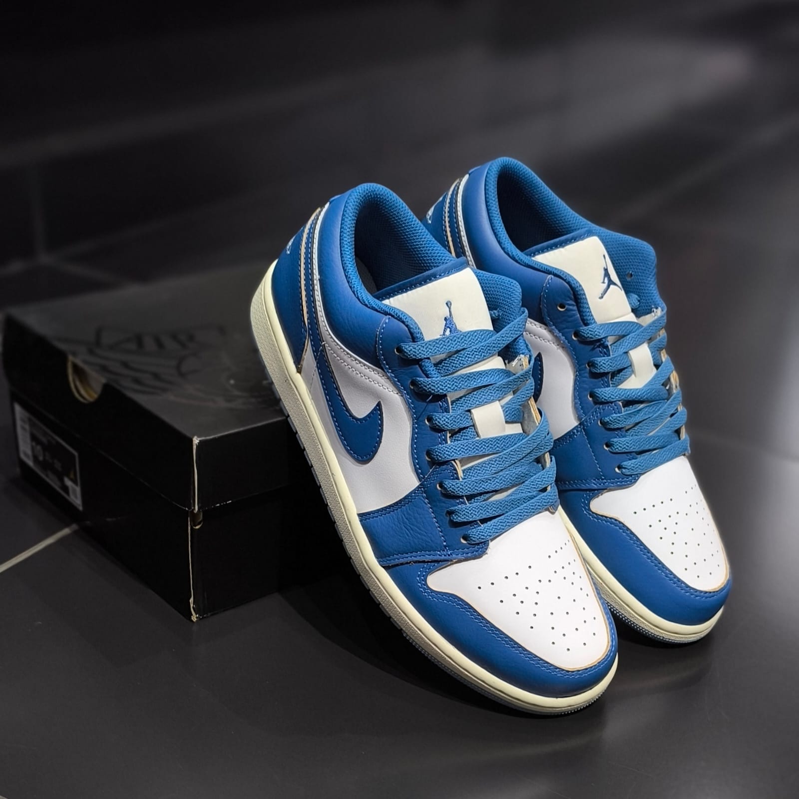 Jordan 1 Low  industrial blue