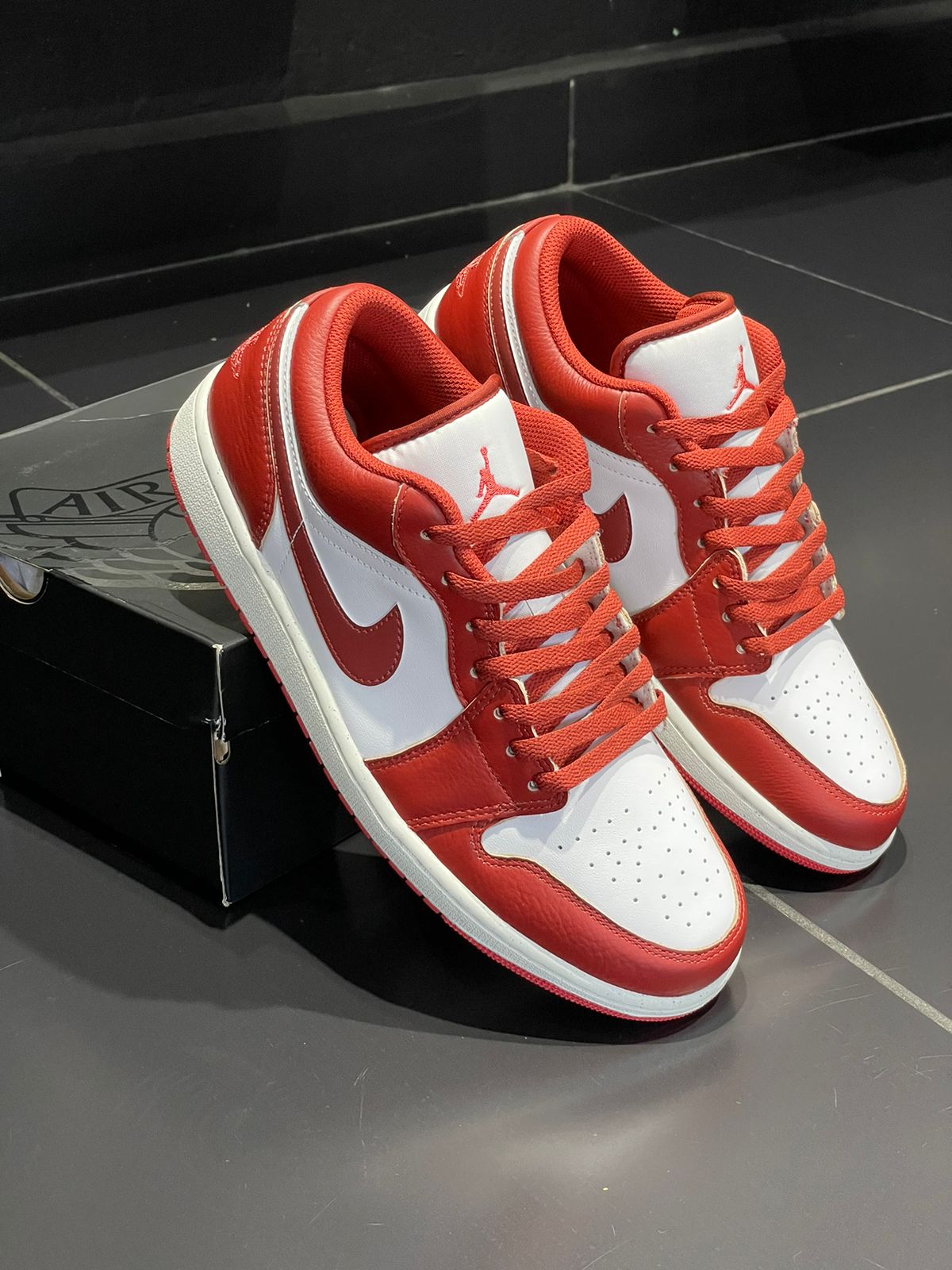 Jordan 1 Low Dune Red