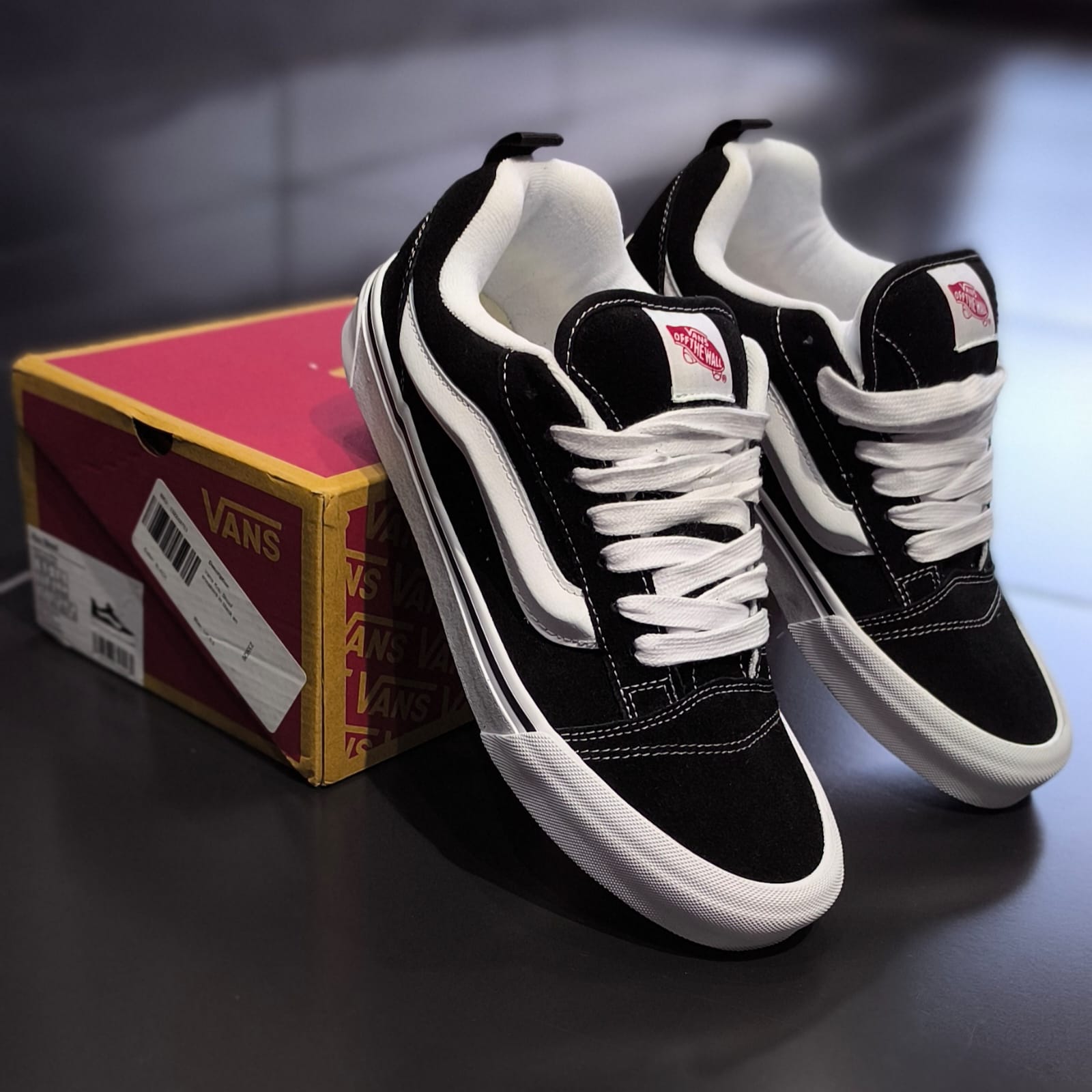 Vans Knu Skool Black White